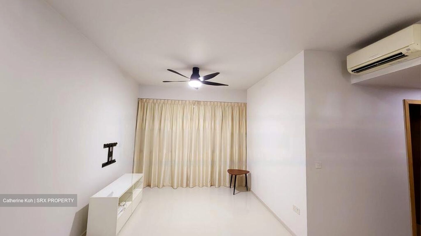Vacanza @ East (D14), Condominium #619432971